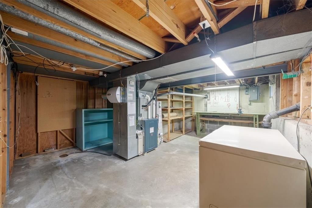 8708 Woodward Street — photo 25