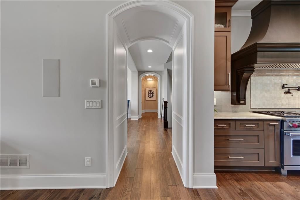 16916 Bond Street — photo 19