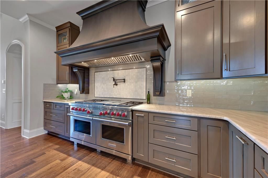 16916 Bond Street — photo 23
