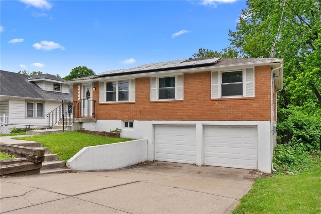 4024 N Walrond Avenue — photo 2