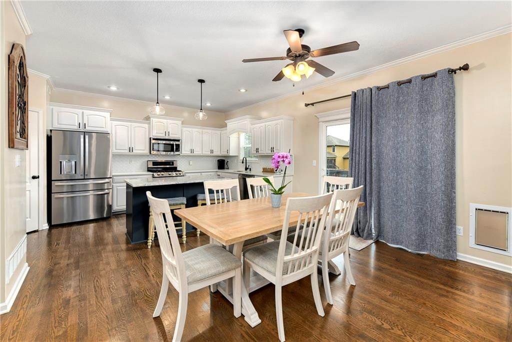327 SE Highland Park Drive — photo 11