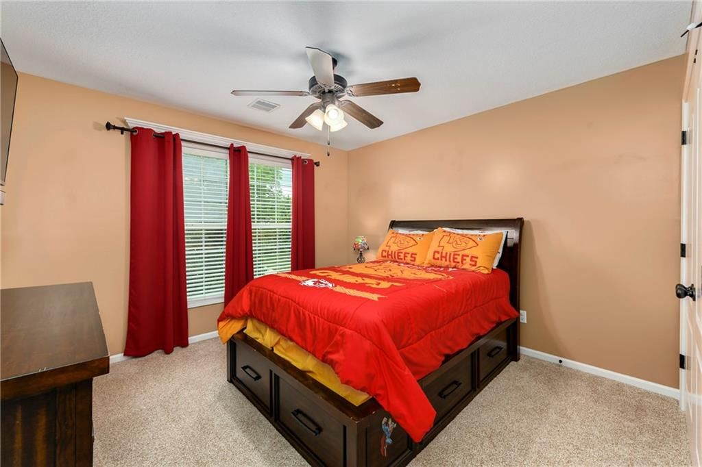 327 SE Highland Park Drive — photo 25