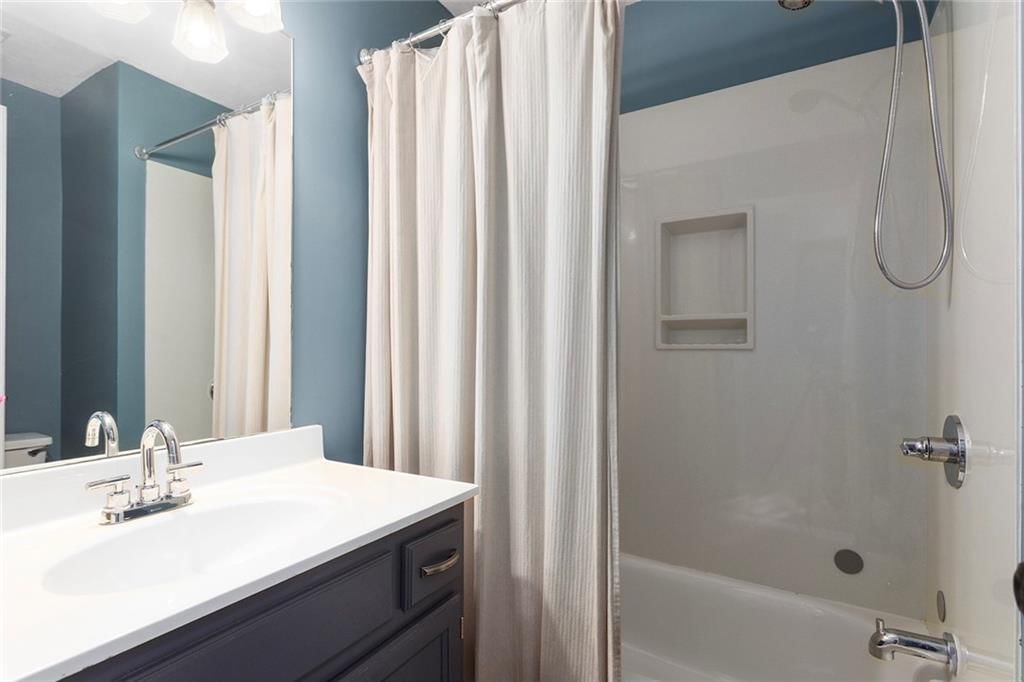7210 NE 70th Street — photo 21