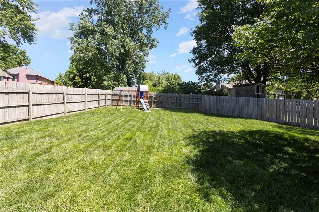 7210 NE 70th Street — photo 28