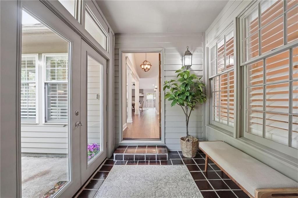 12856 Cambridge Terrace — photo 3