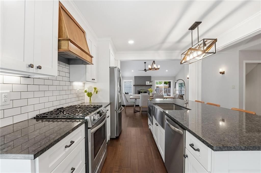 12856 Cambridge Terrace — photo 8