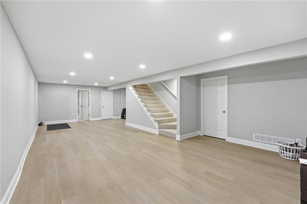 12856 Cambridge Terrace — photo 33
