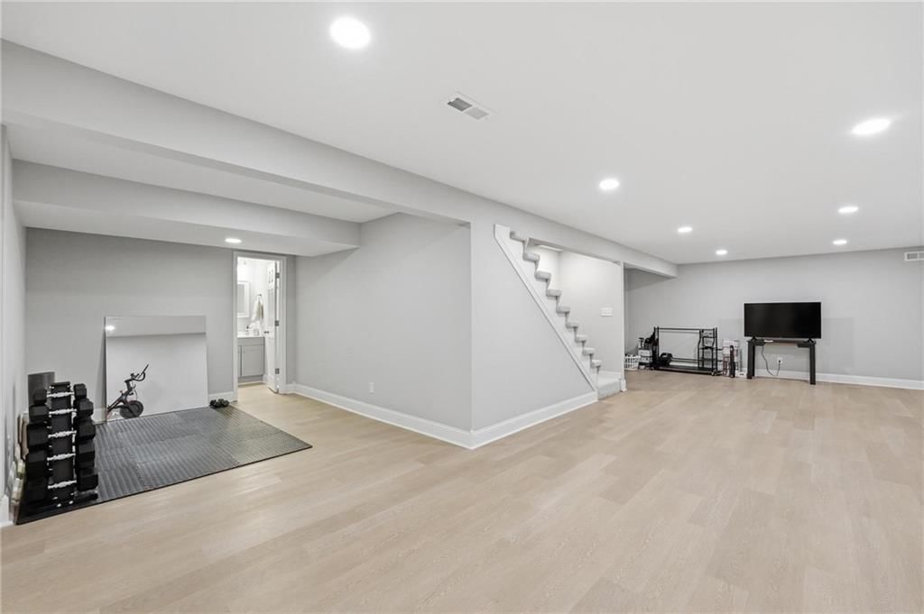 12856 Cambridge Terrace — photo 35