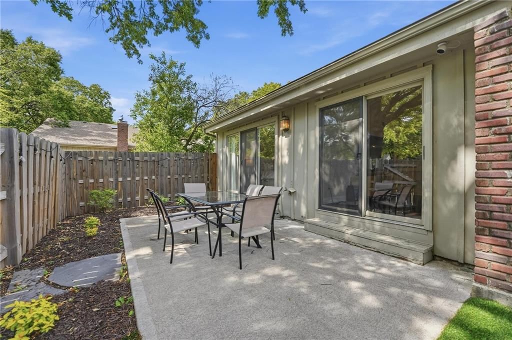 12856 Cambridge Terrace — photo 44