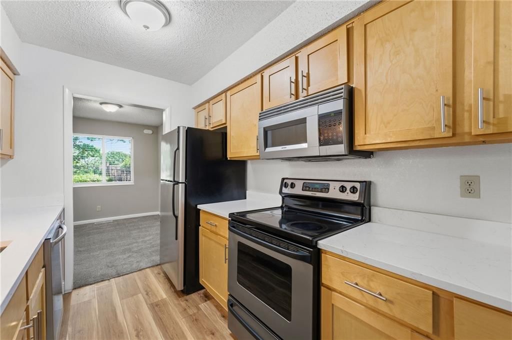 1716 E 97th Street — photo 13