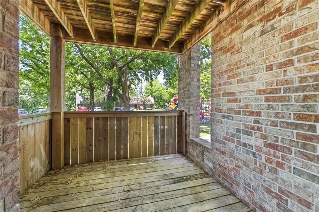1716 E 97th Street — photo 25