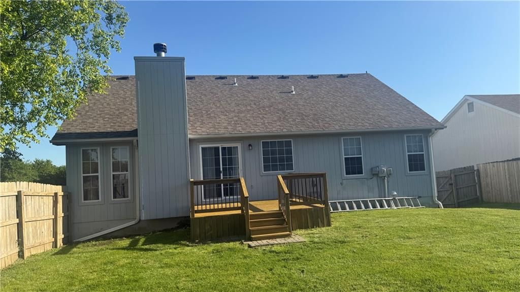 1415 Kimberly Drive — photo 2