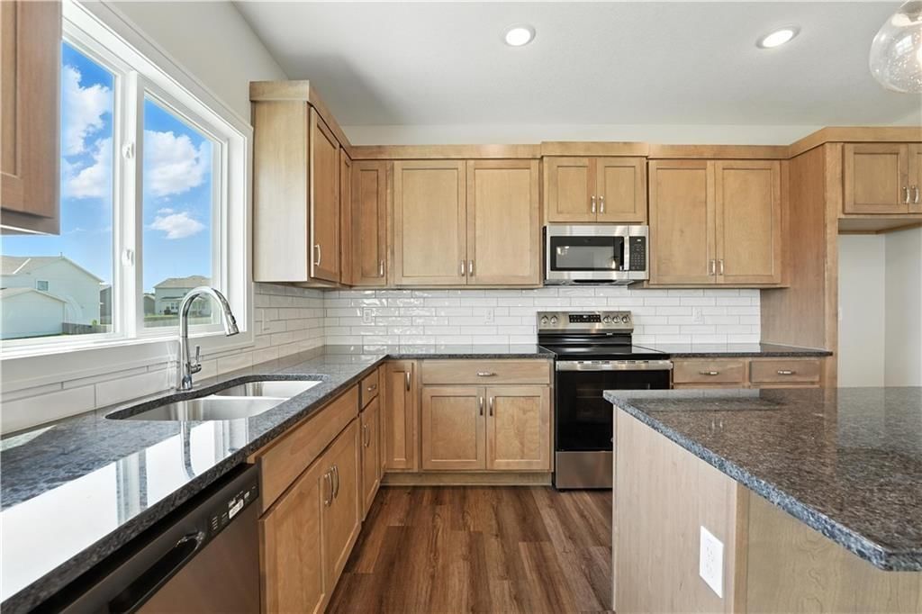 12232 Emerald Street — photo 12