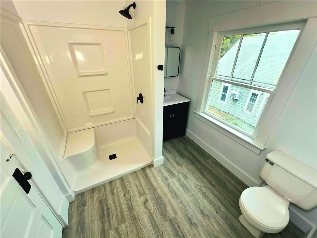 409 W Miller Street — photo 12