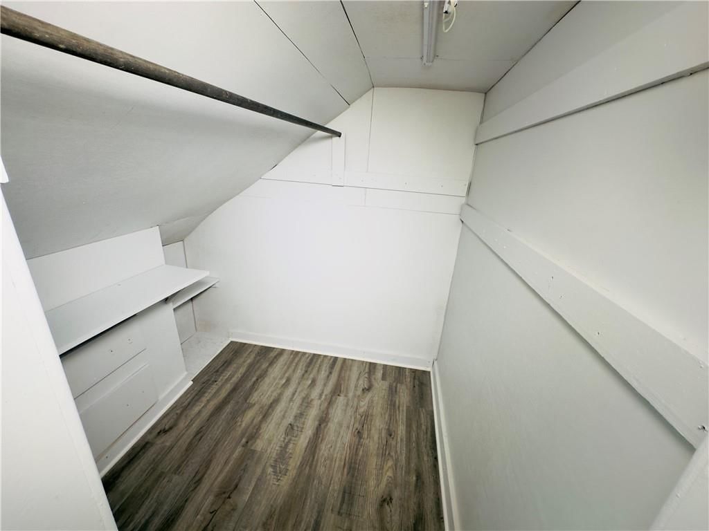 409 W Miller Street — photo 24