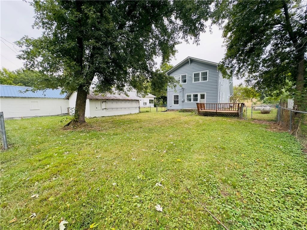 409 W Miller Street — photo 35