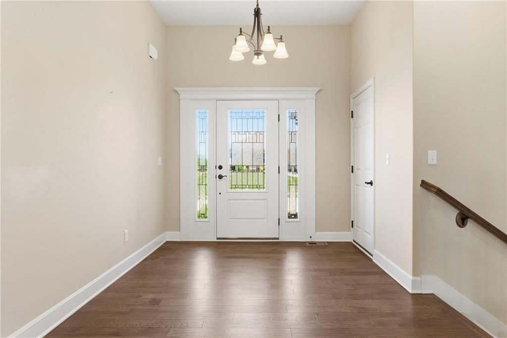 404 W 10th Street — photo 3