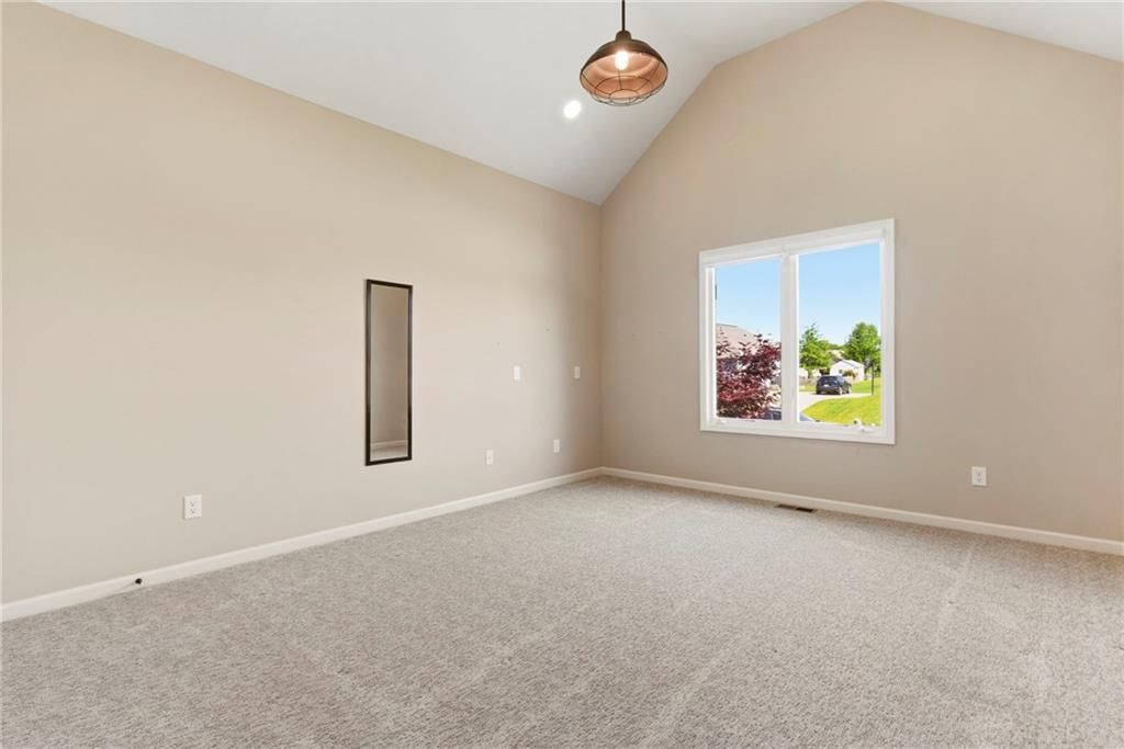 404 W 10th Street — photo 11