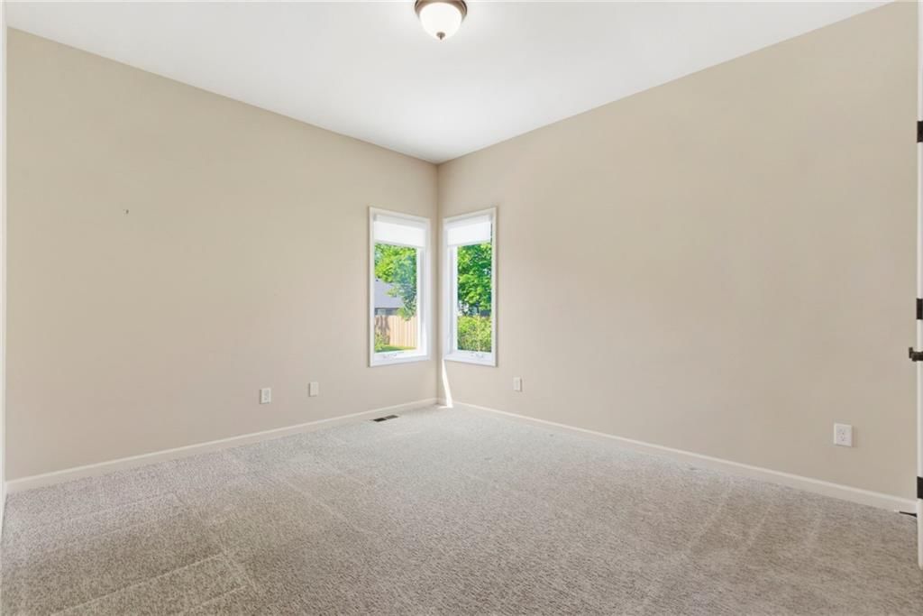 404 W 10th Street — photo 14