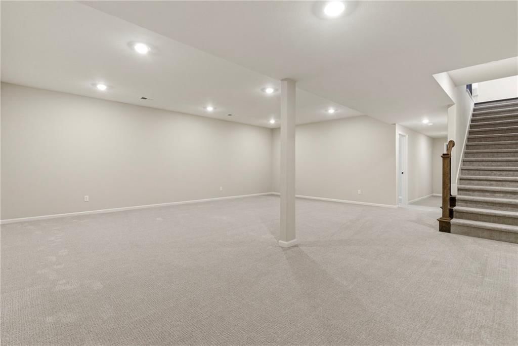 404 W 10th Street — photo 28