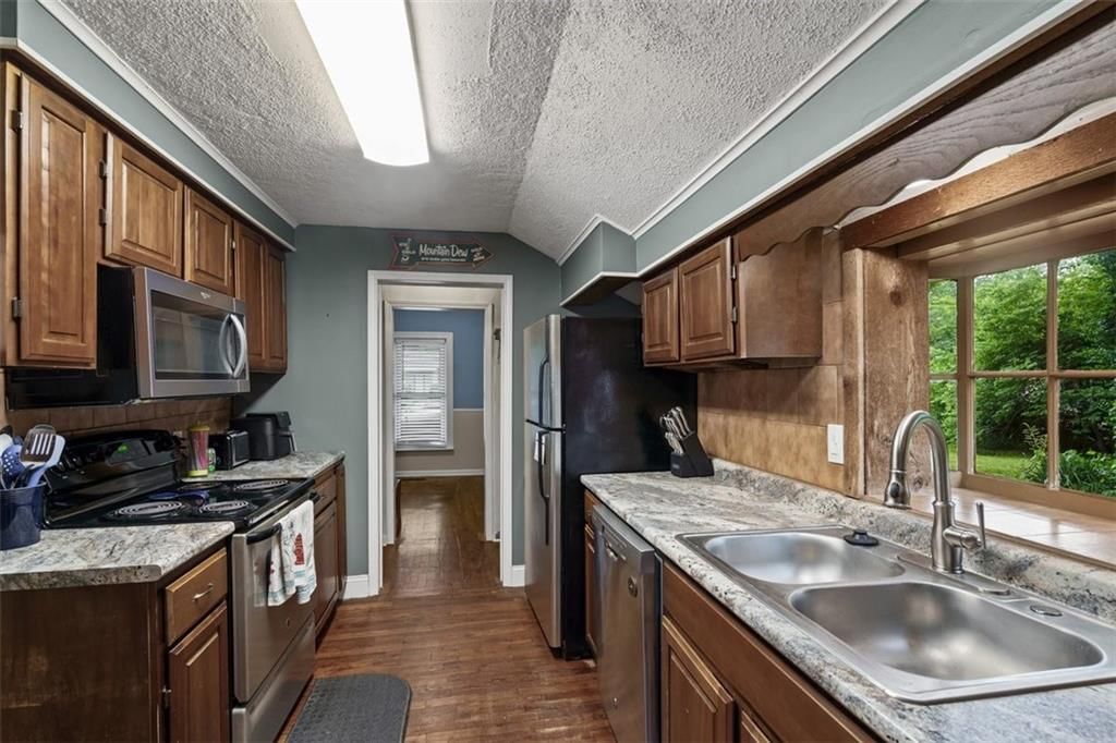 321 Springdale Avenue — photo 11