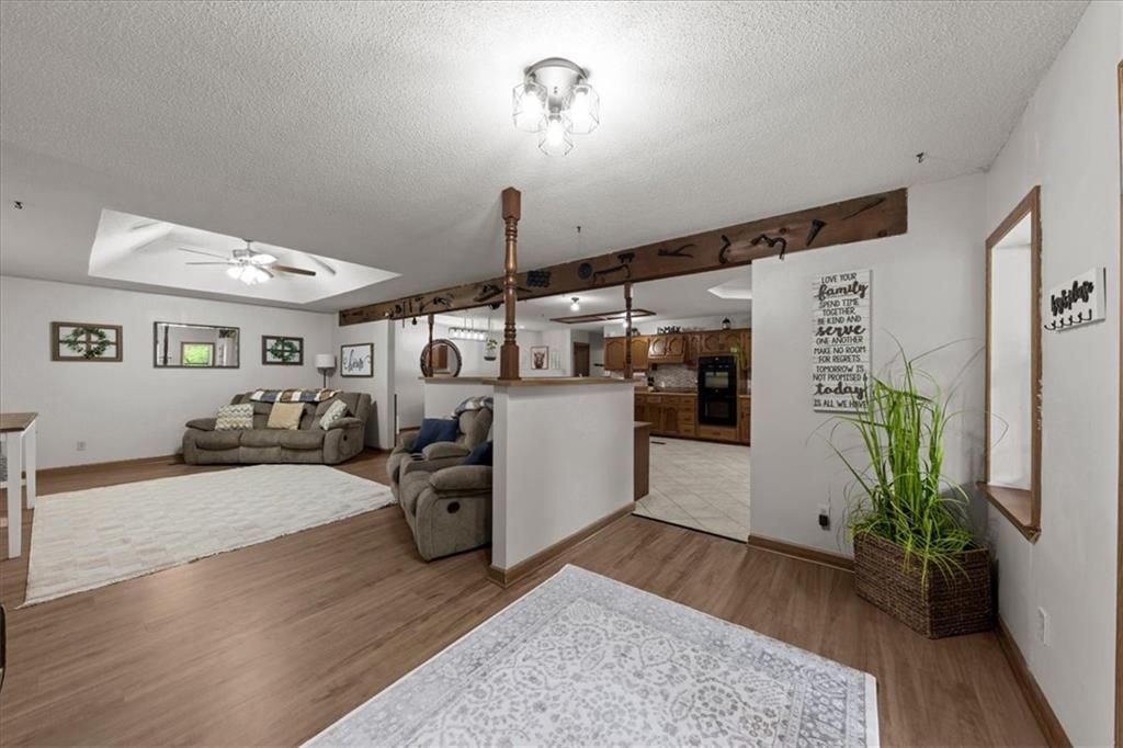 403 N Johnson Drive — photo 3