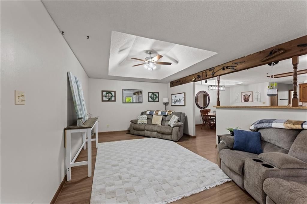 403 N Johnson Drive — photo 6