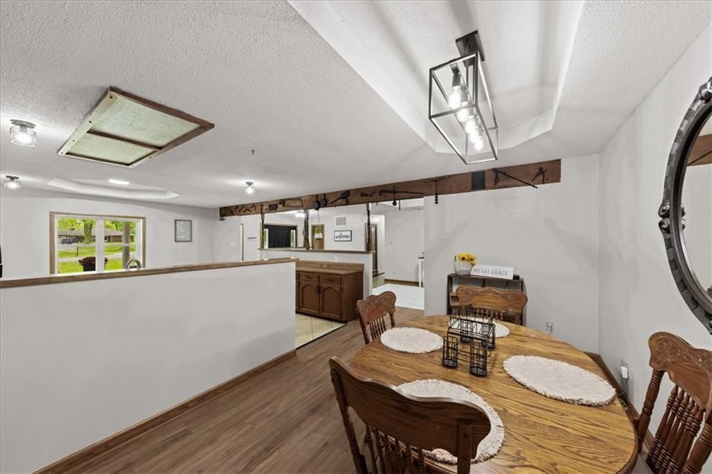 403 N Johnson Drive — photo 8
