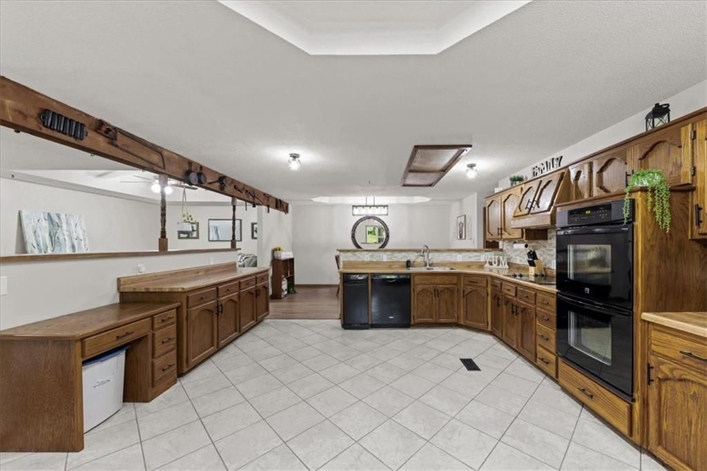 403 N Johnson Drive — photo 10