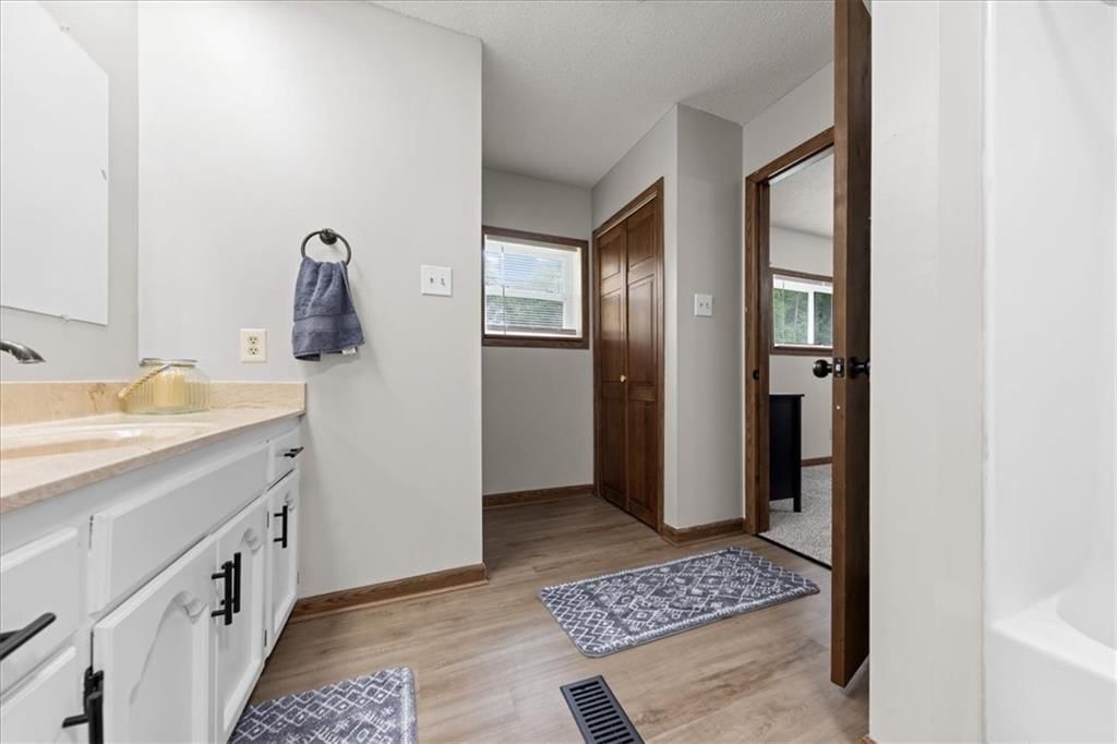 403 N Johnson Drive — photo 19