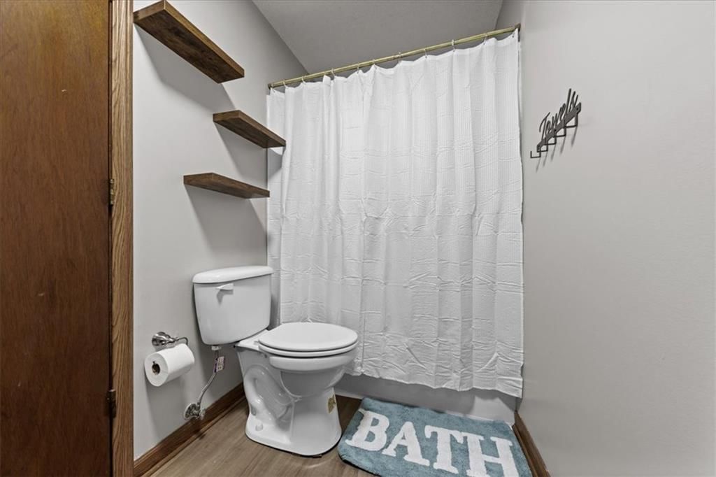 403 N Johnson Drive — photo 23