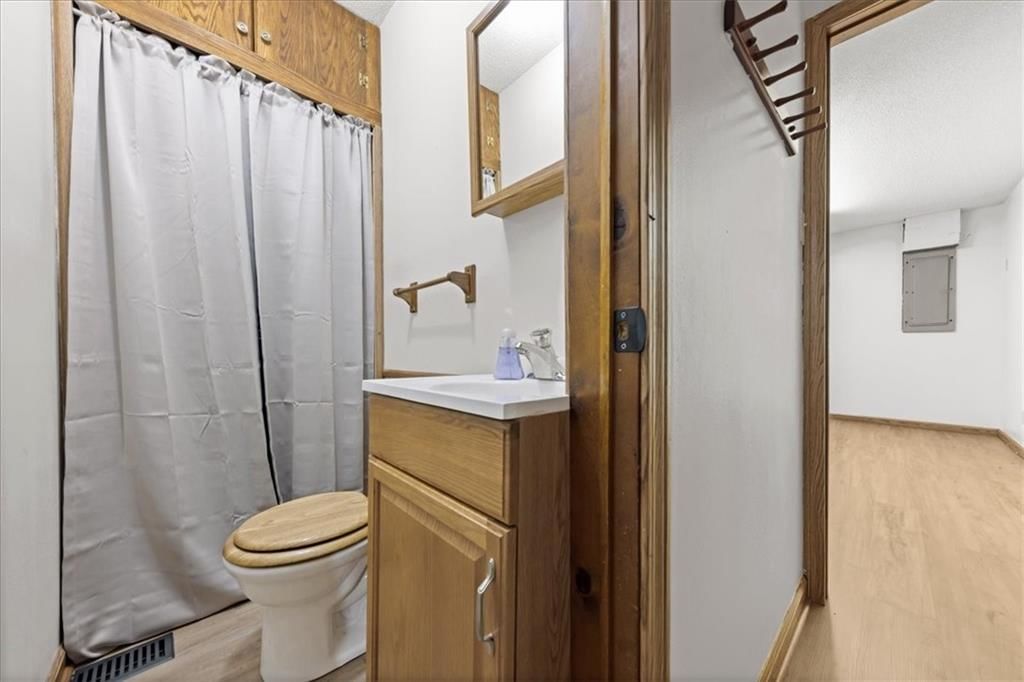 403 N Johnson Drive — photo 24