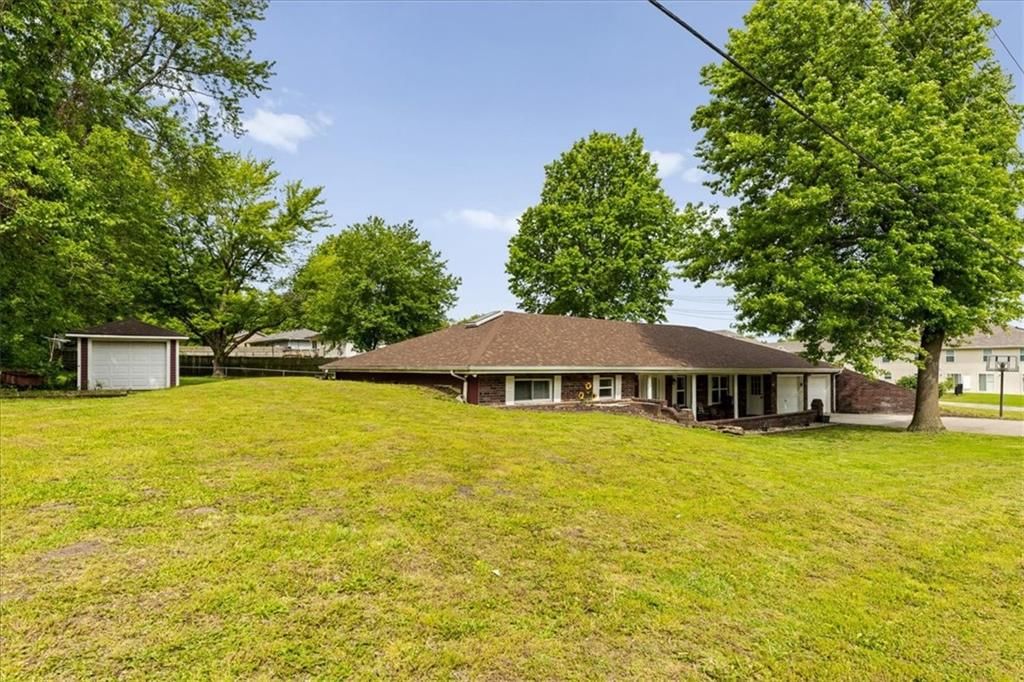 403 N Johnson Drive — photo 25