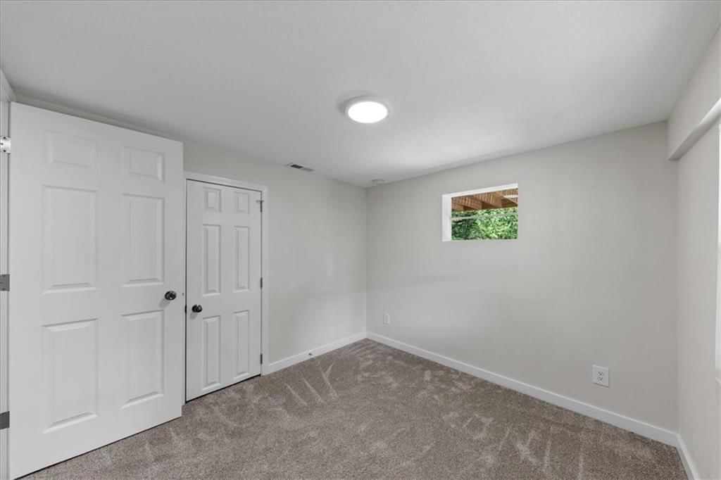 12107 Henry Street — photo 19