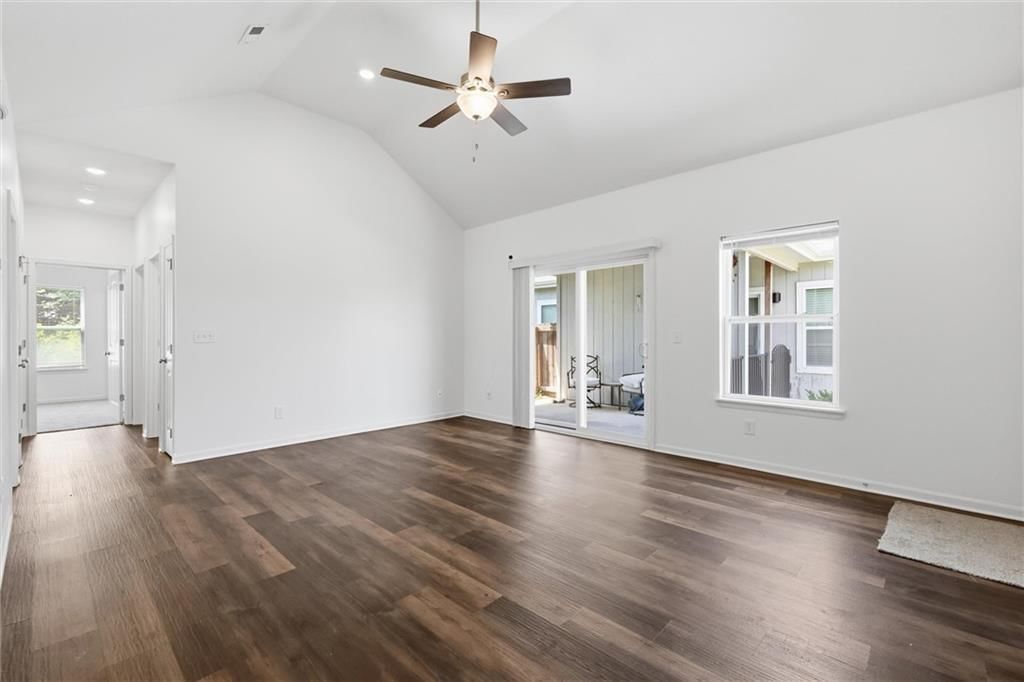 1304 E Joles Drive — photo 10