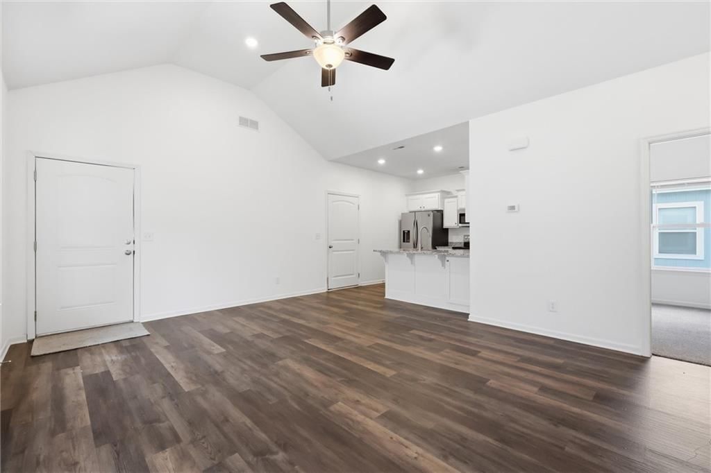 1304 E Joles Drive — photo 11