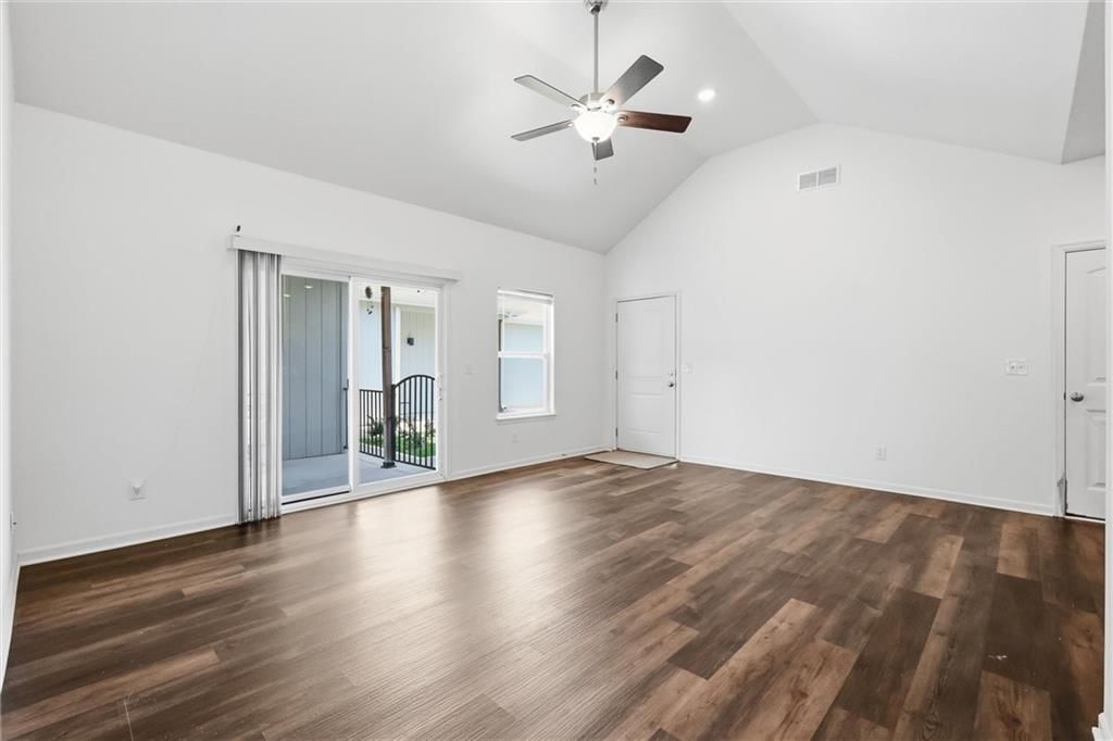 1304 E Joles Drive — photo 15
