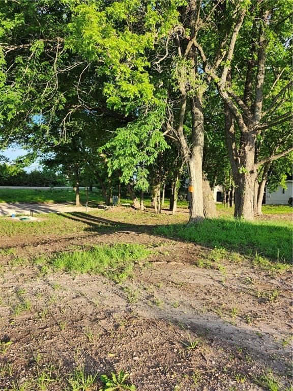 66 & 70 Redwood Lane, Linn Valley, KS