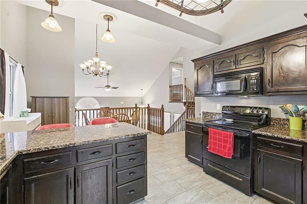 1005 NW PENNINGTON Place — photo 14