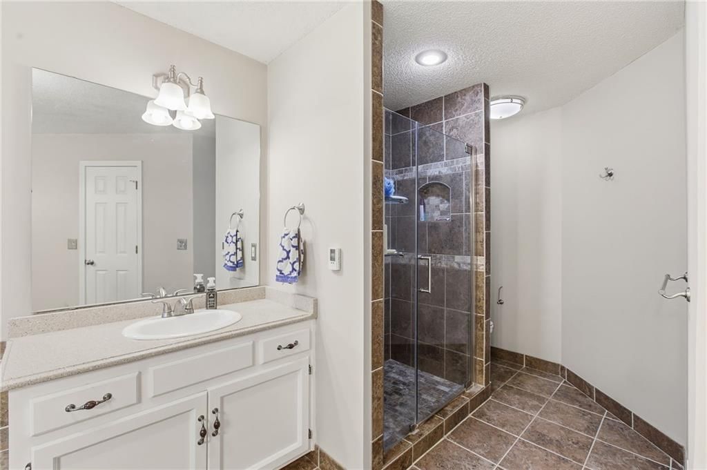1005 NW PENNINGTON Place — photo 24