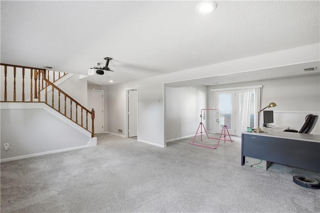 2300 NW 84th Terrace — photo 23