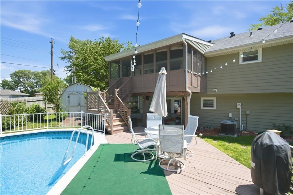 2300 NW 84th Terrace — photo 32