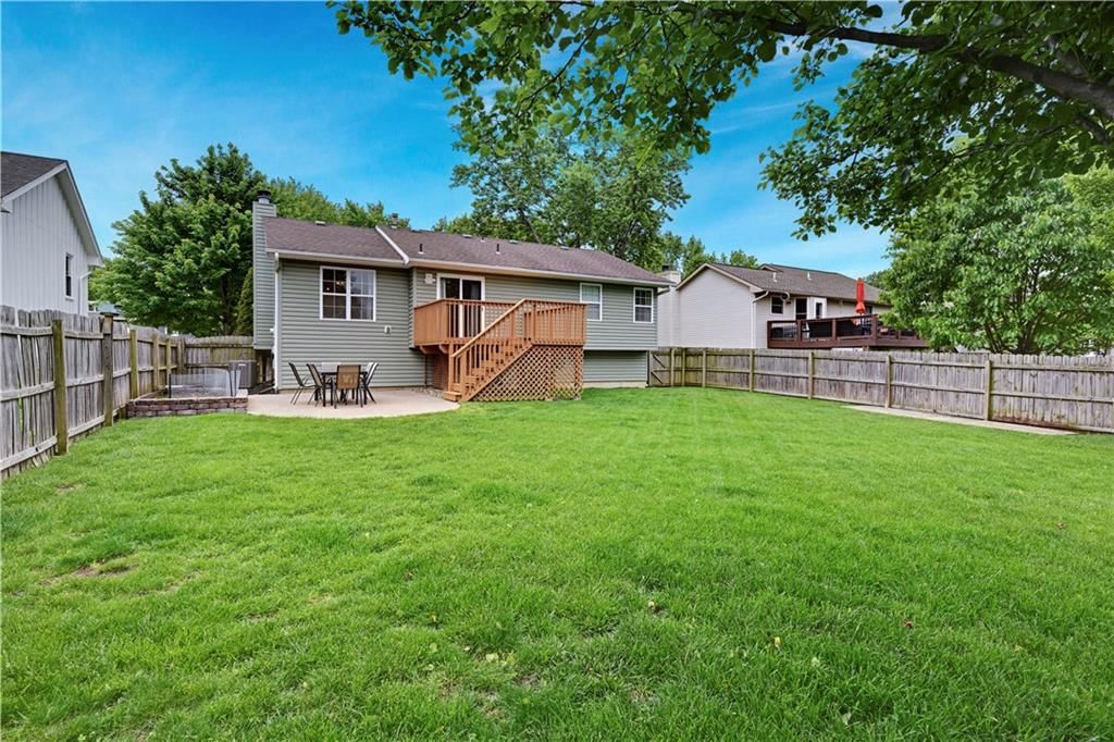 15604 W 151st Terrace — photo 33