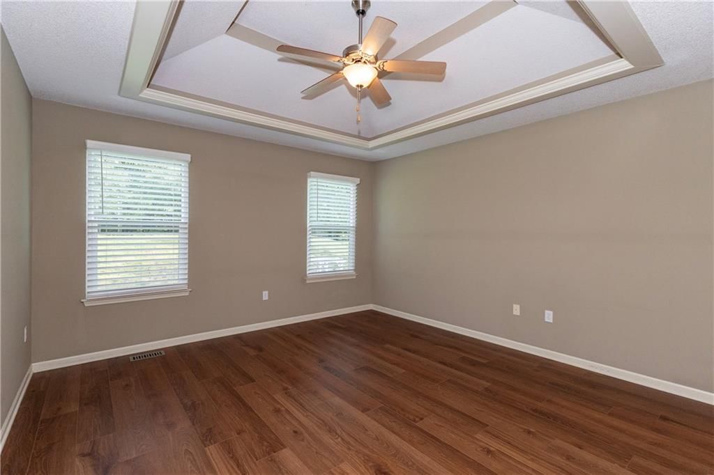 5005 NW Flintridge Drive — photo 29