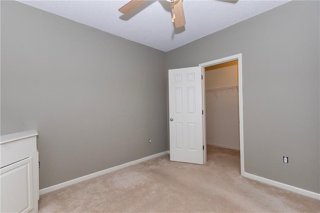 5005 NW Flintridge Drive — photo 42