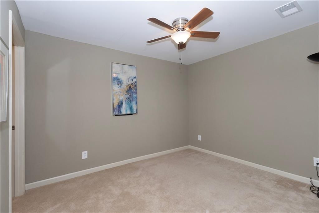 5005 NW Flintridge Drive — photo 46