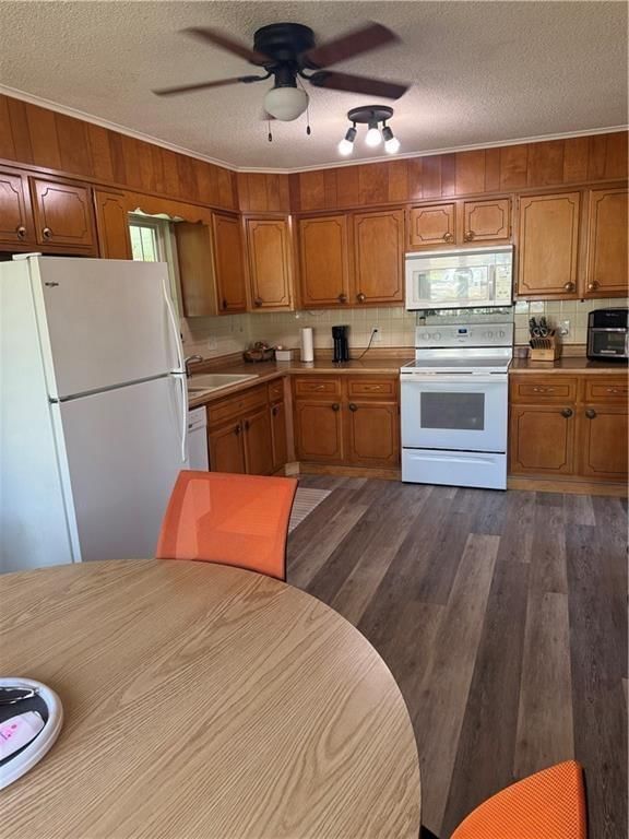 2520 Westminister Lane — photo 4