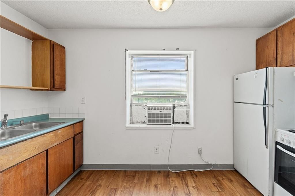 1316 Admiral Boulevard — photo 23