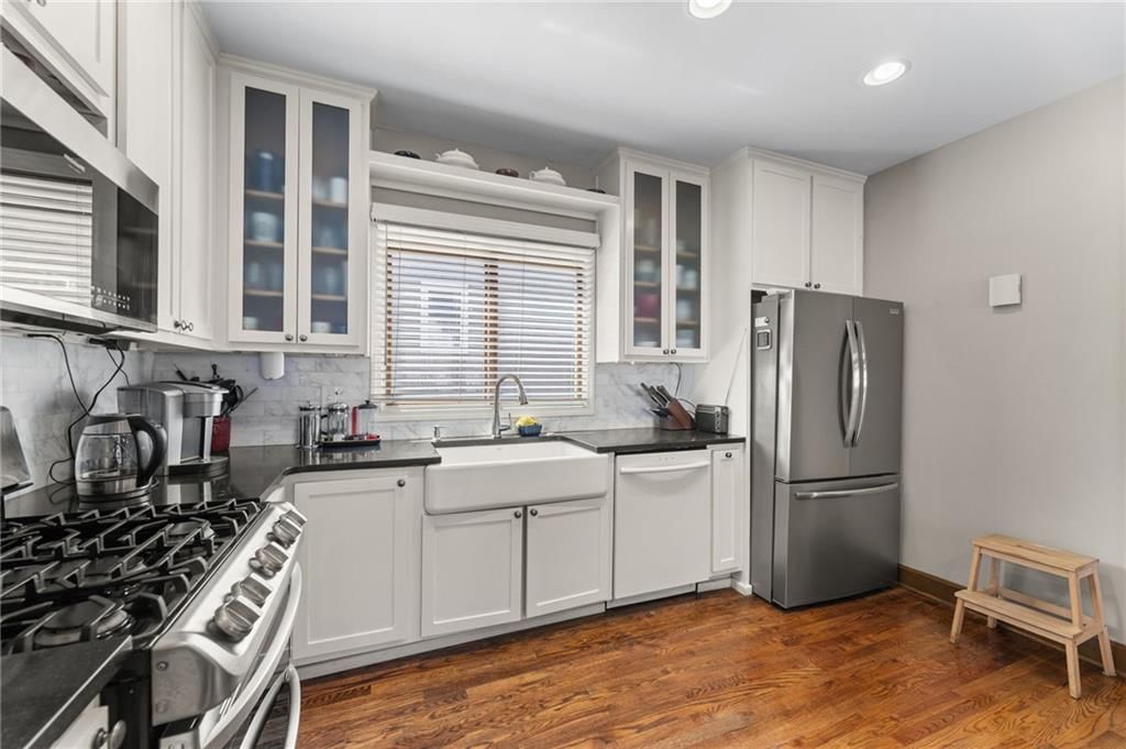 1513 TAUROMEE Avenue — photo 14
