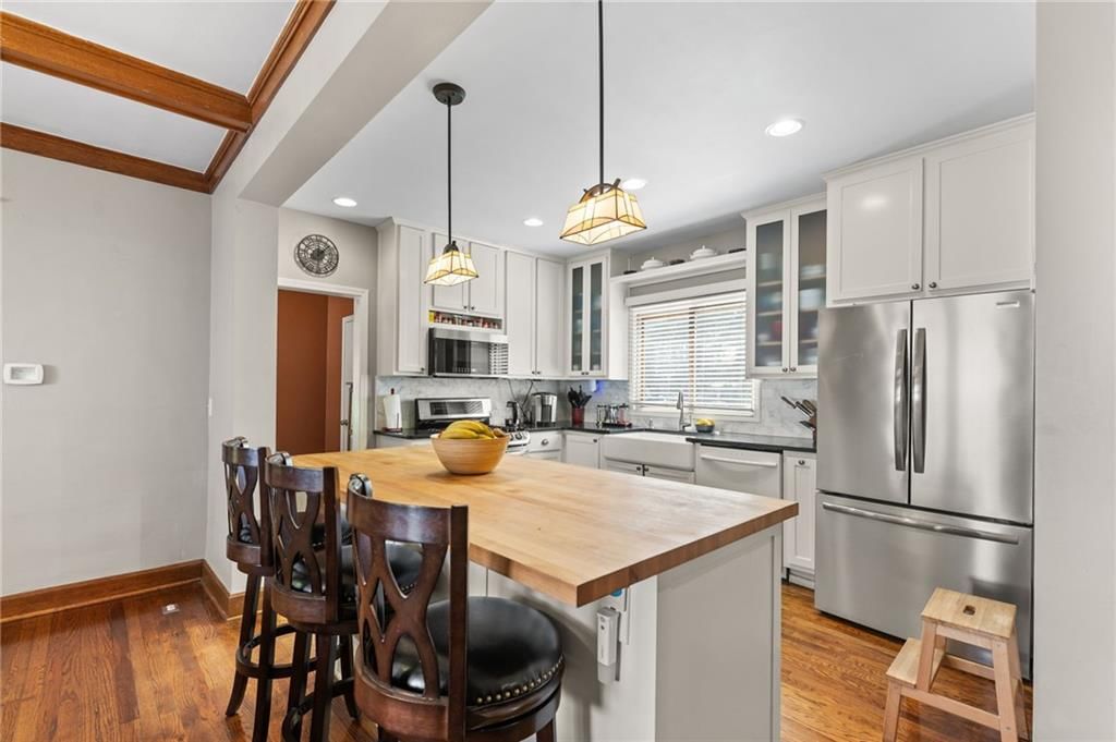 1513 TAUROMEE Avenue — photo 16